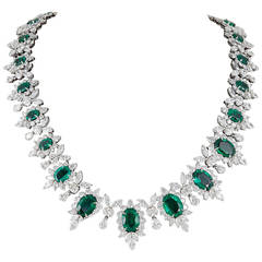 Important Emerald and Diamond Necklace 7