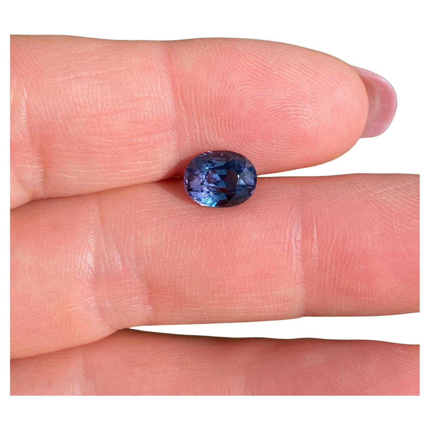 Spinell Sehr seltene Zweifarbigkeit Hohe Qualität, 2,44 ct. Loser Edelstein, Zertifikat GFCO