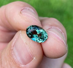 Natural 3.21 Ct., Tourmaline Loose gemstone, Oval cut, Nigeria , Certificate.
