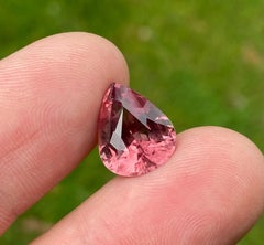 Dragon, Malaya-Granat, 9,62 Karat. Natürlicher Edelstein, Zertifikat von GIA und GFCO