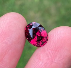 Certified 8.04 Ct. Natural Rhodolite Garnet loose gemstone, Oval cut, Tanzania