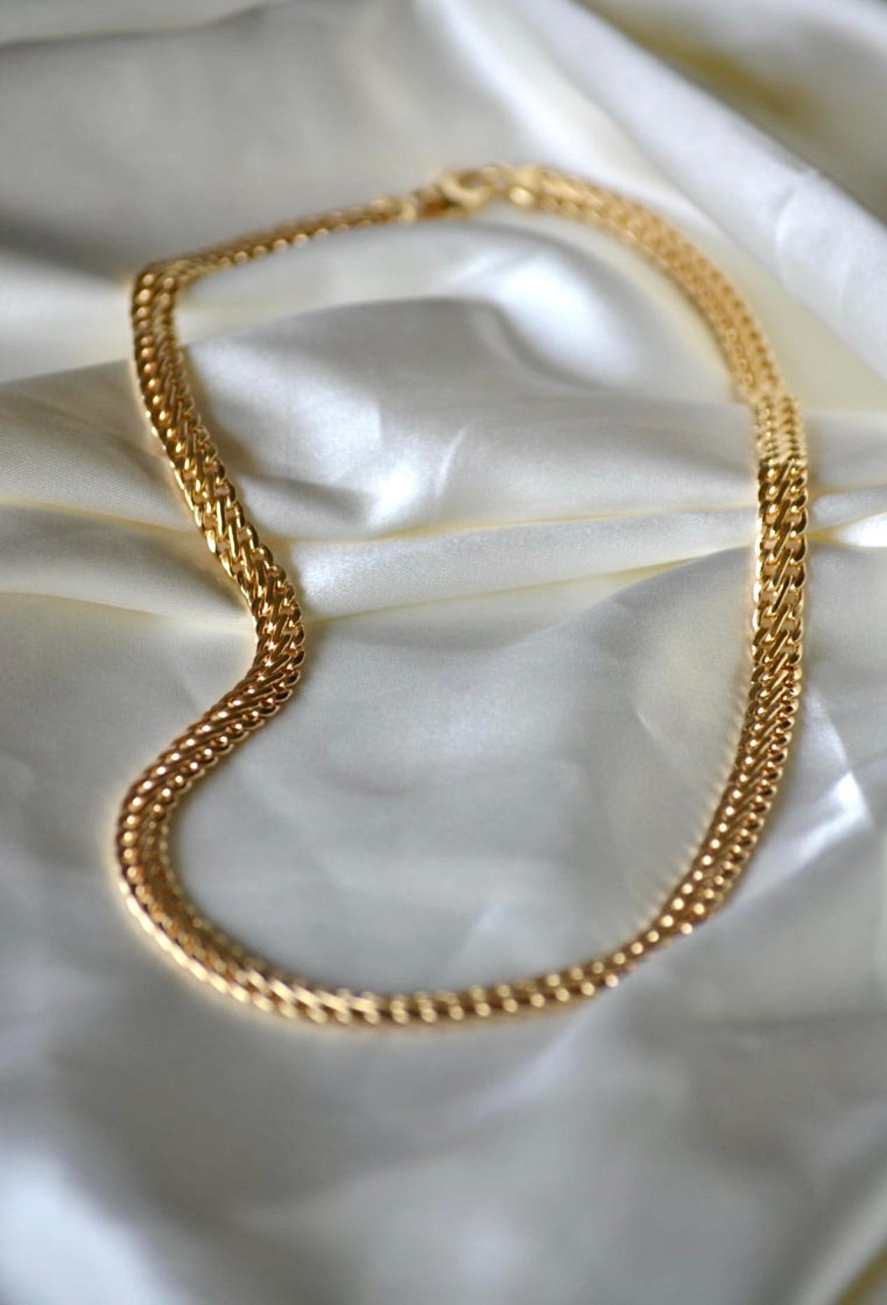 Collier à double chaîne en or jaune 18 carats en vente 3