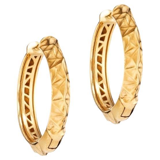 Textured 18K Yellow Gold Hoop Earrings