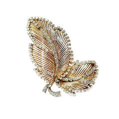 Mauboussin Leaf Brooch Gold and Diamonds 8