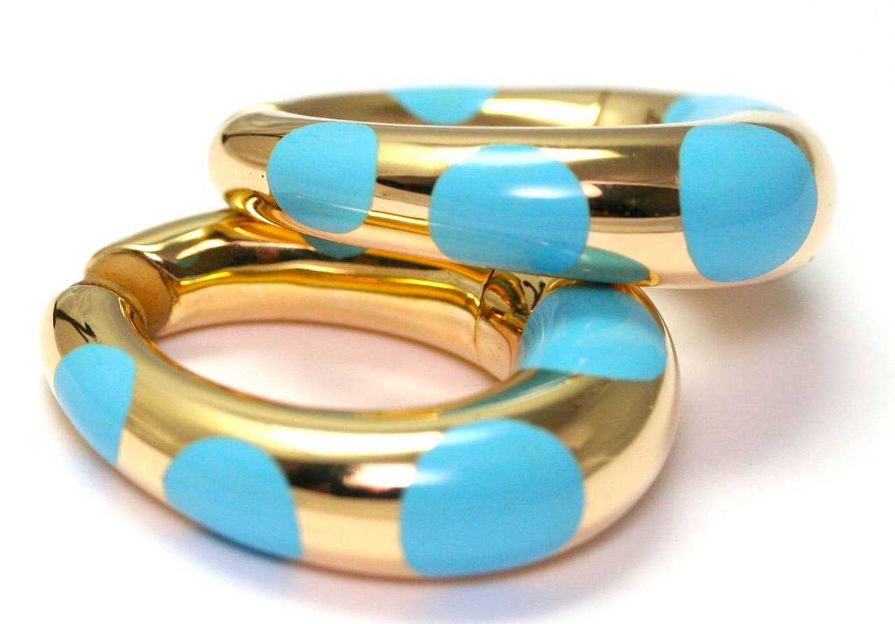 BVLGARI Oval hoop earrings in yellow gold with turquoise color round pattern, signed (35 grams)