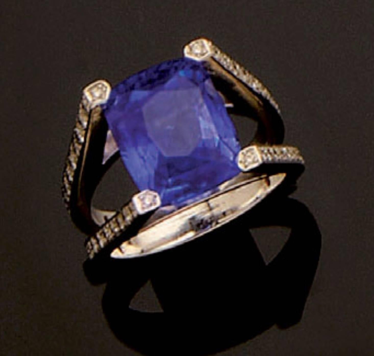 Cushion Cut  Ceylon Sapphire unheated set on a Diamond Ring For Sale