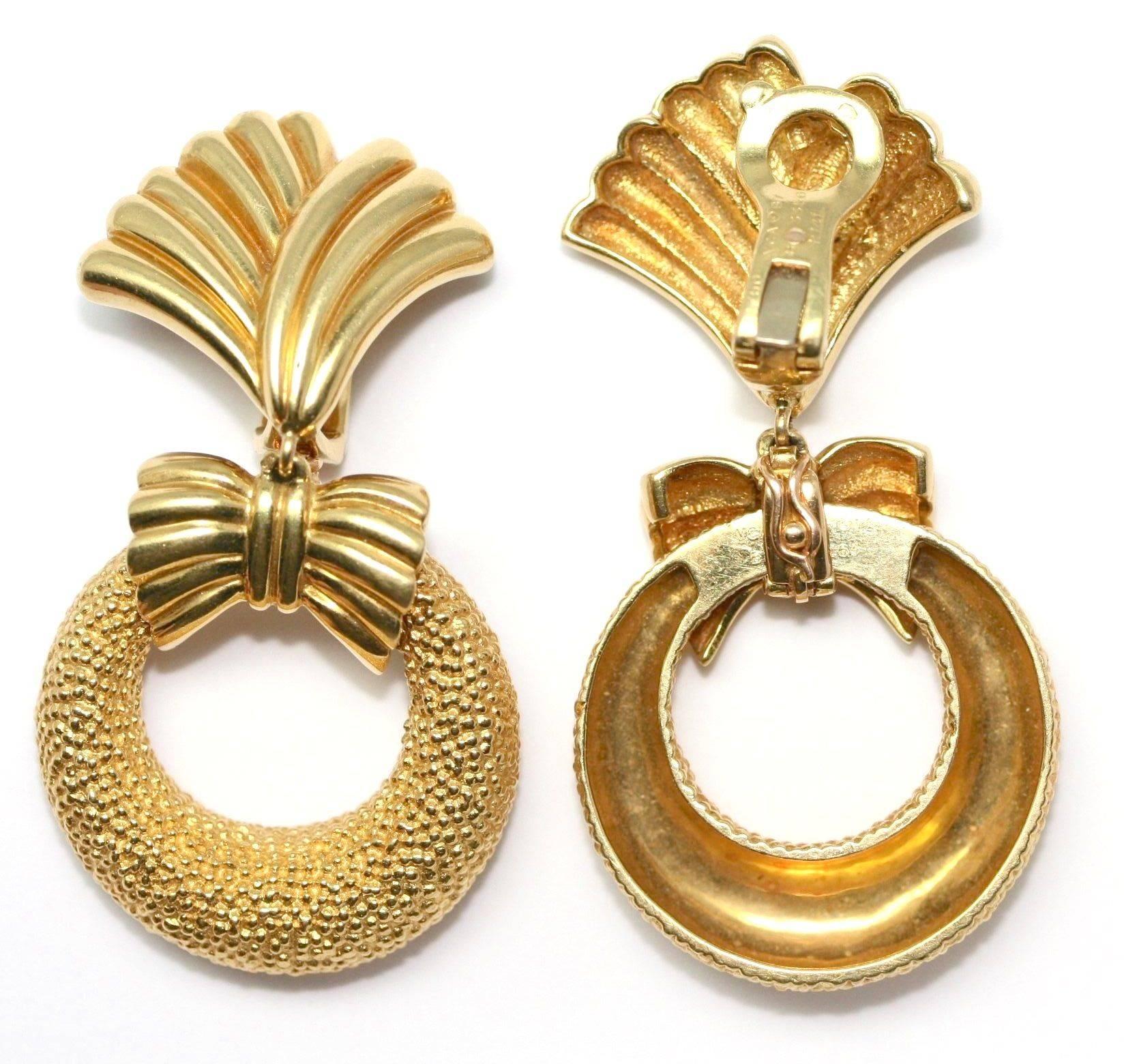 1980s Van Cleef & Arpels gold drop earrings  In Excellent Condition In Monte Carlo, MC