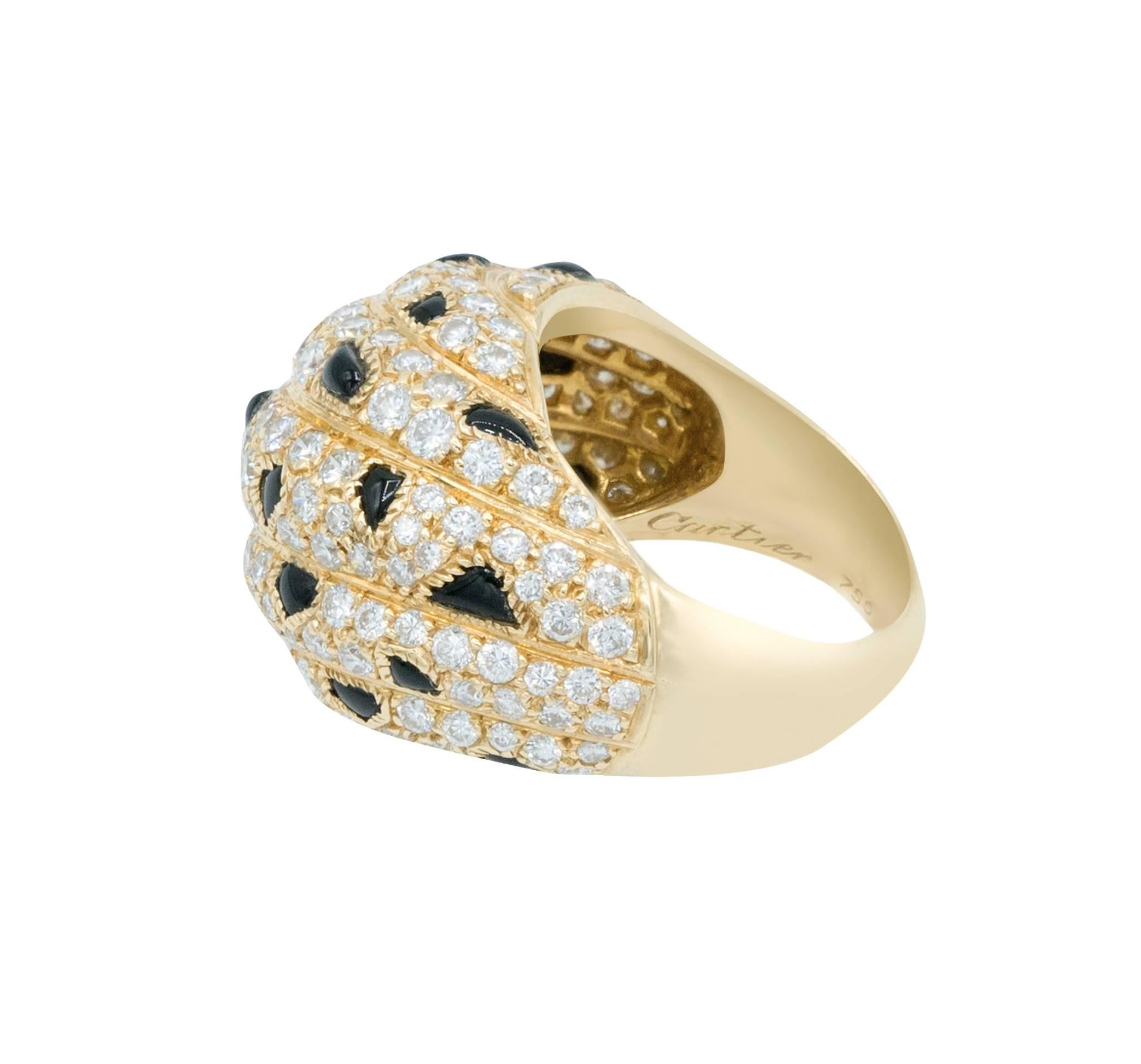 Round Cut Cartier ring, Model Panther Onyx Diamond yellow Gold 