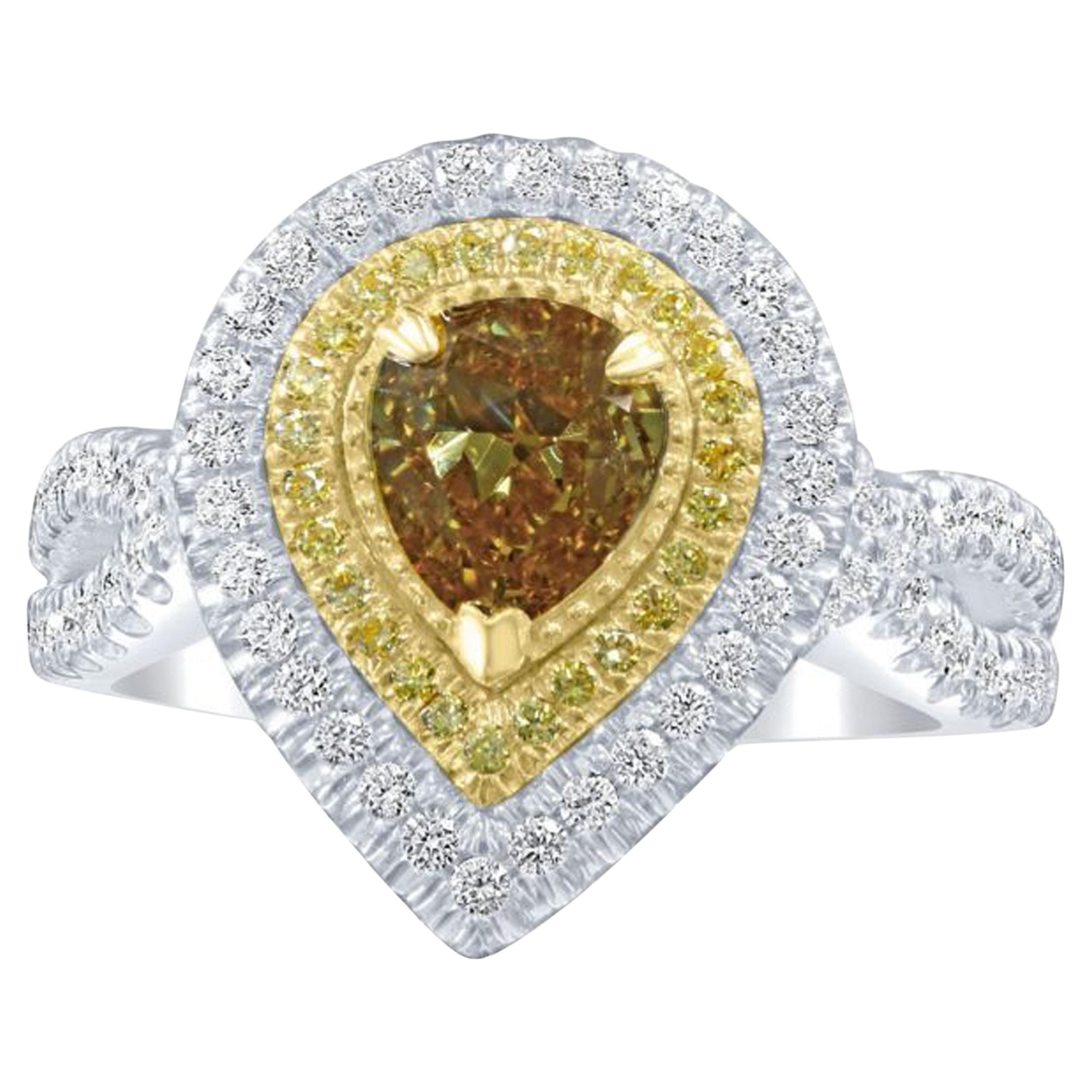 Bague de fiançailles fantaisie en diamant poire jaune brunâtre foncé de 1,01 carat certifié GIA