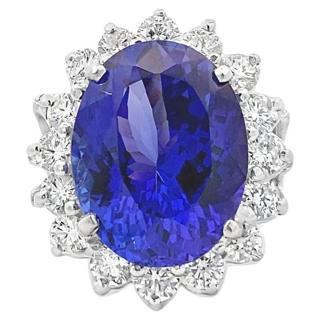 Modern Maurice Fine Jewelry - Oval Tanzanite and Diamond Ring For Sale