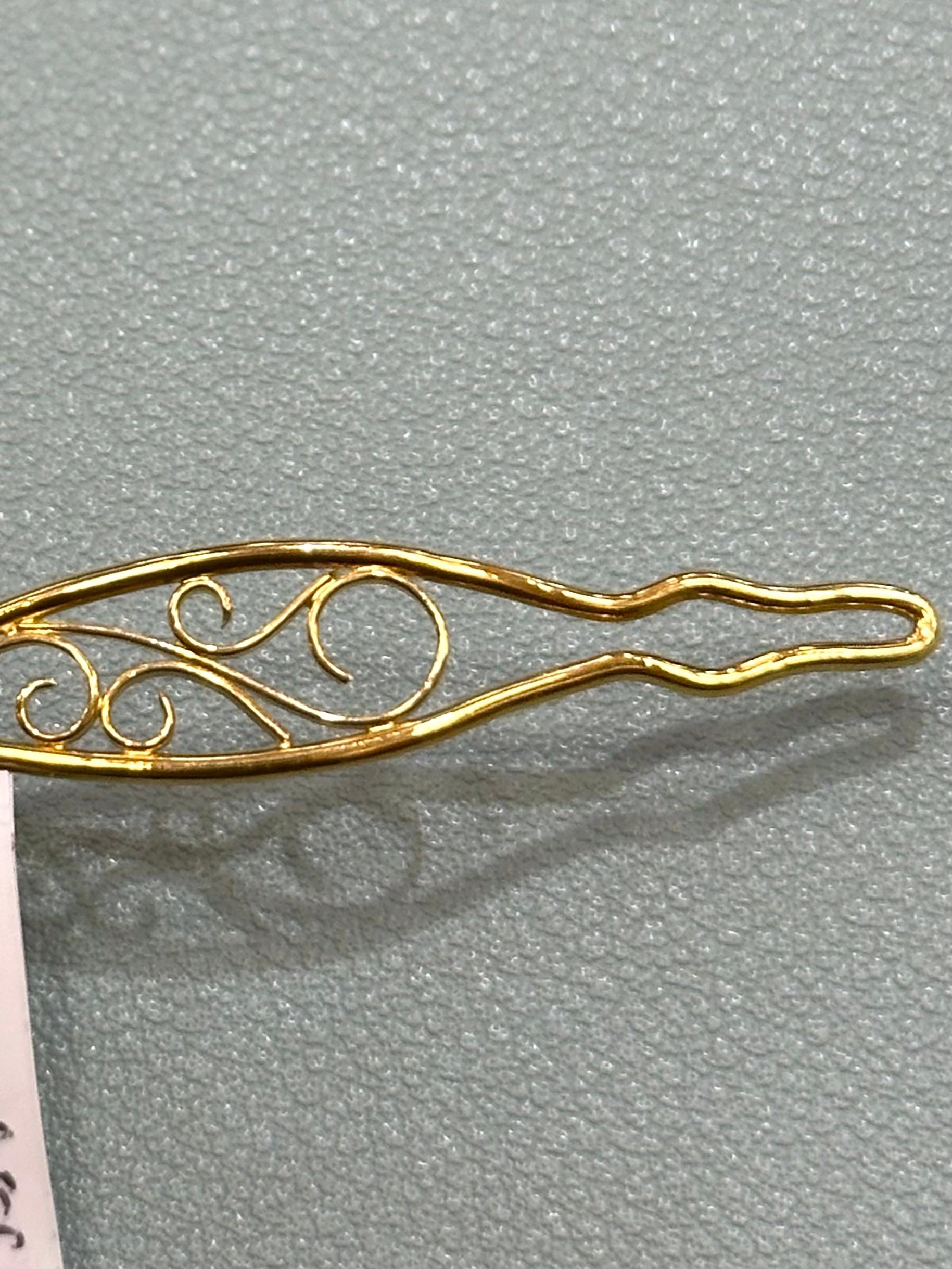 Barrette florale en or jaune et diamant de 2.65cts Neuf - En vente à New York, NY