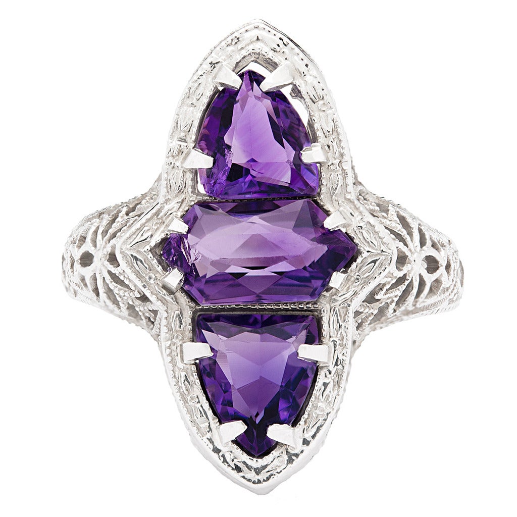 Amethyst Gold Navette Shaped Filigree Ring circa 1920s