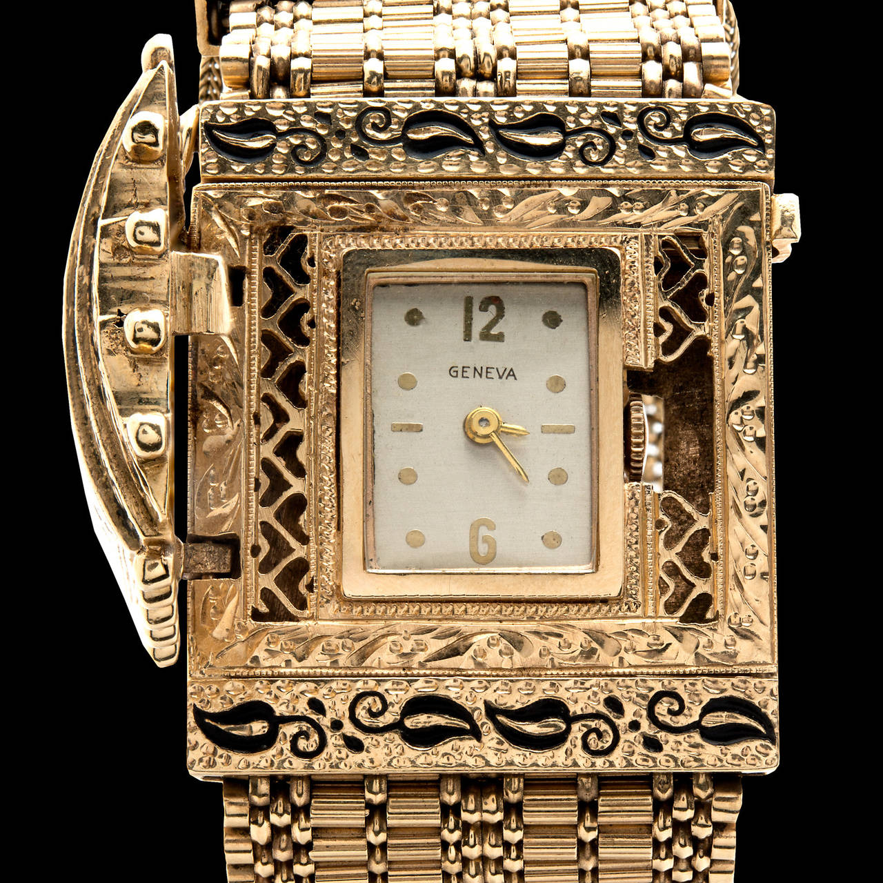 Geneva Lady's Yellow Gold Tassel Hidden Wristwatch In Good Condition In San Francisco, CA