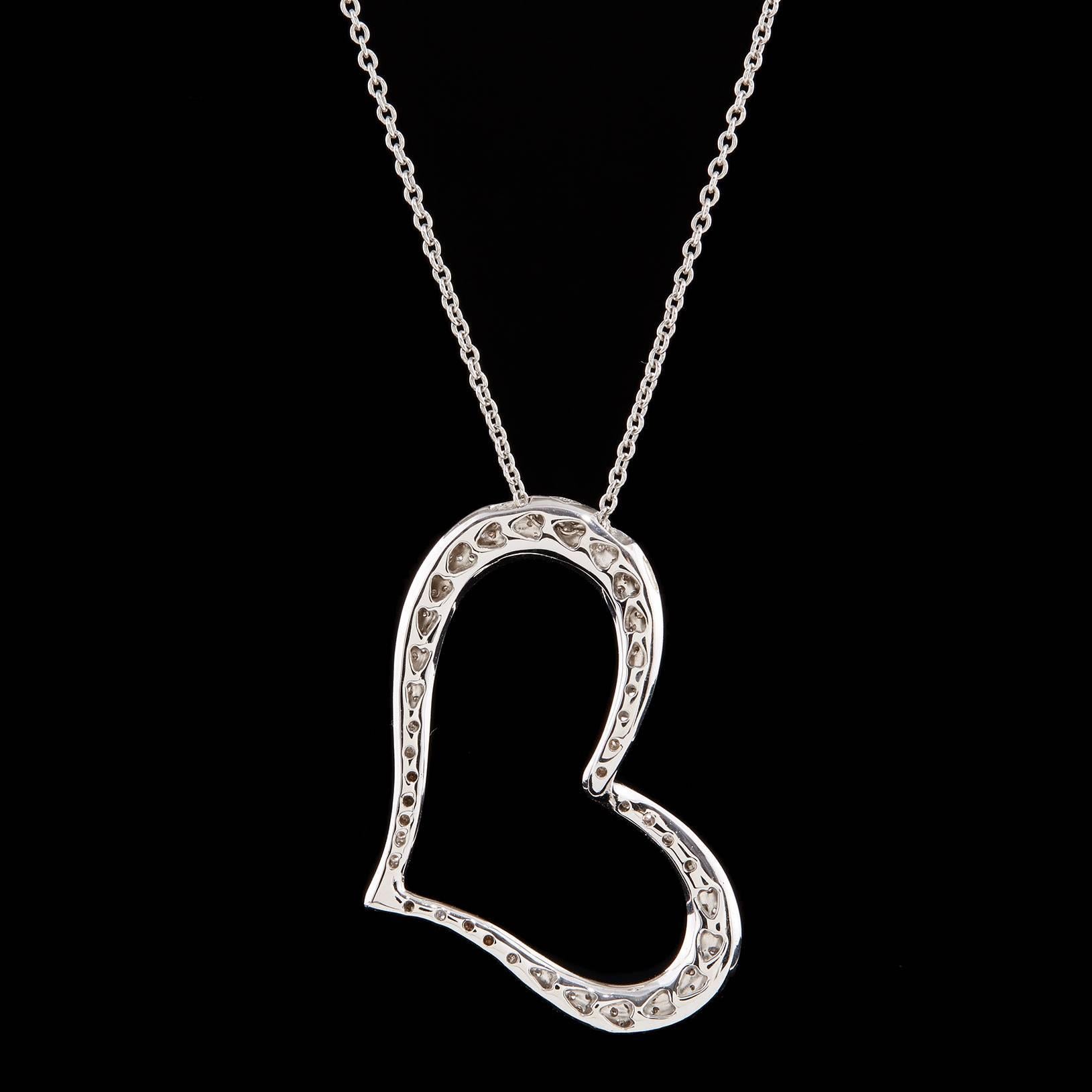 Contemporary Italian Pavé Diamond Heart Pendant Necklace In Excellent Condition In San Francisco, CA