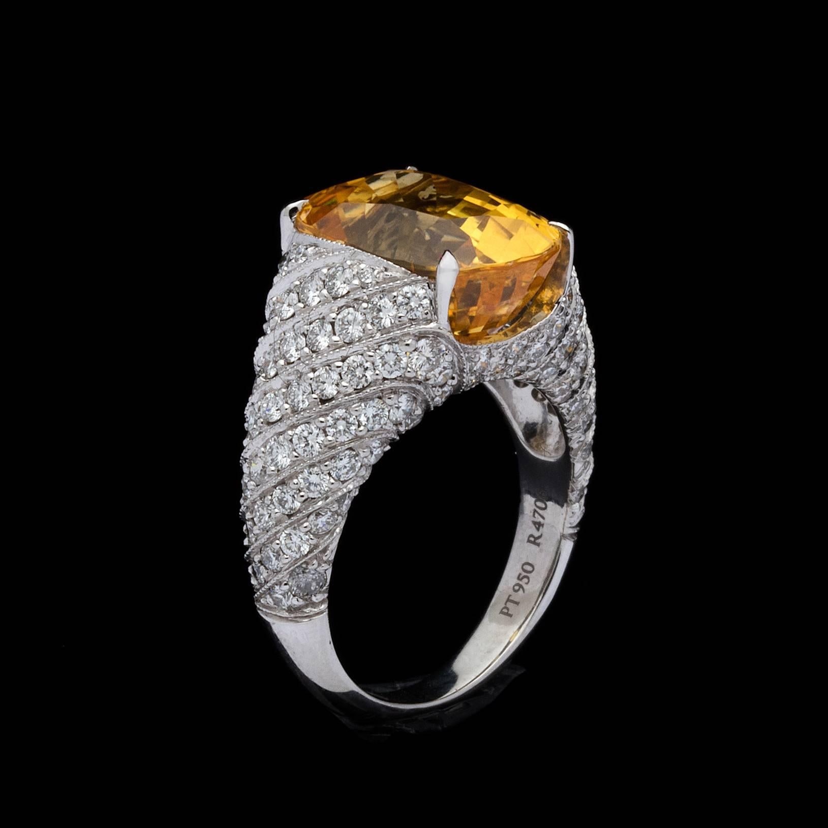 Yellow Sapphire Diamond Platinum dome Ring In Excellent Condition In San Francisco, CA
