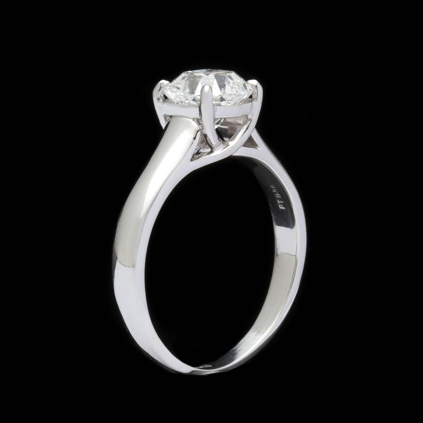 GIA 1.42 Carat F/VVS1 Cut-Cornered Square Mixed Cut Platinum Ring In Excellent Condition For Sale In San Francisco, CA