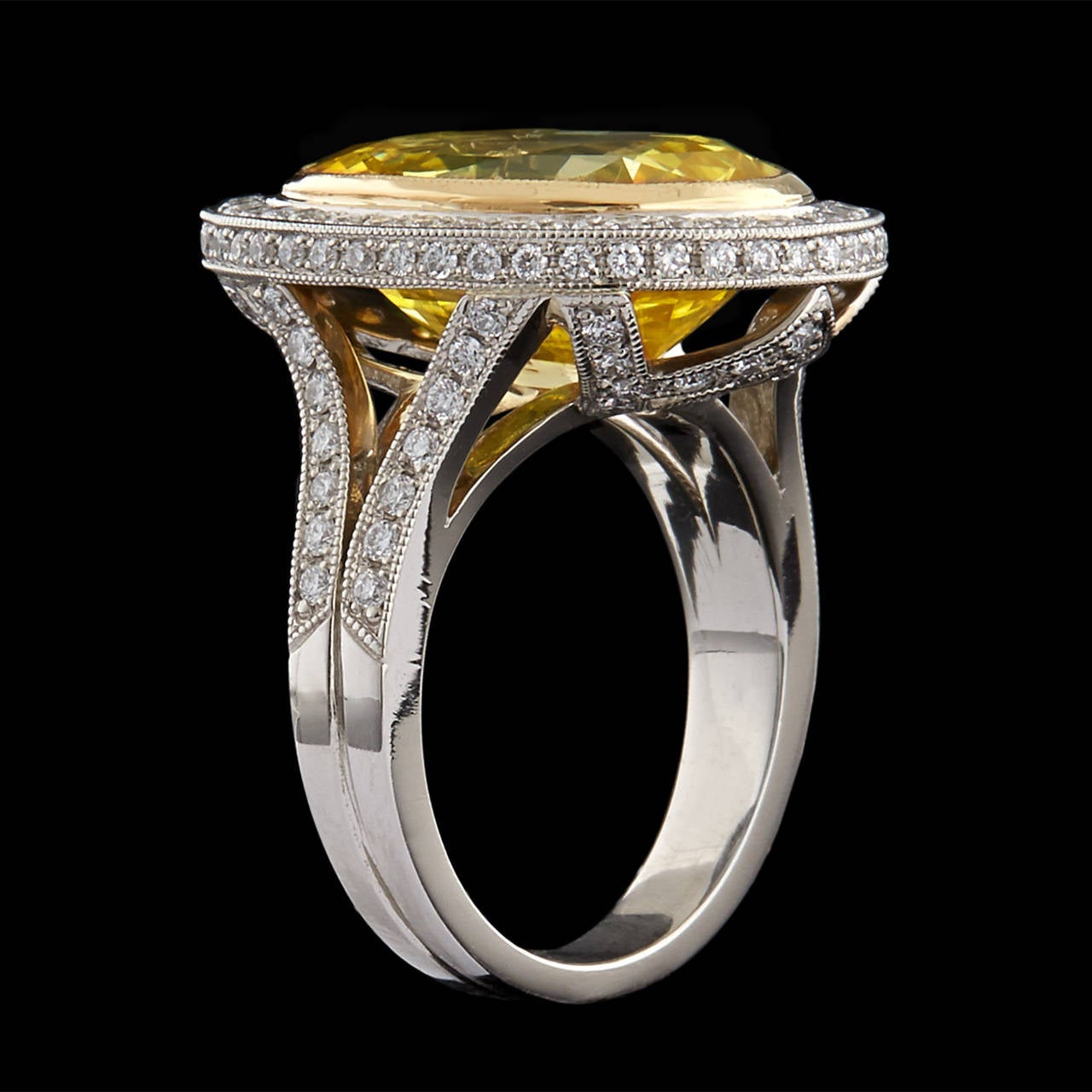 Contemporary 14.95 Carat Unheated GIA Certified Yellow Sapphire Diamond Platinum Ring