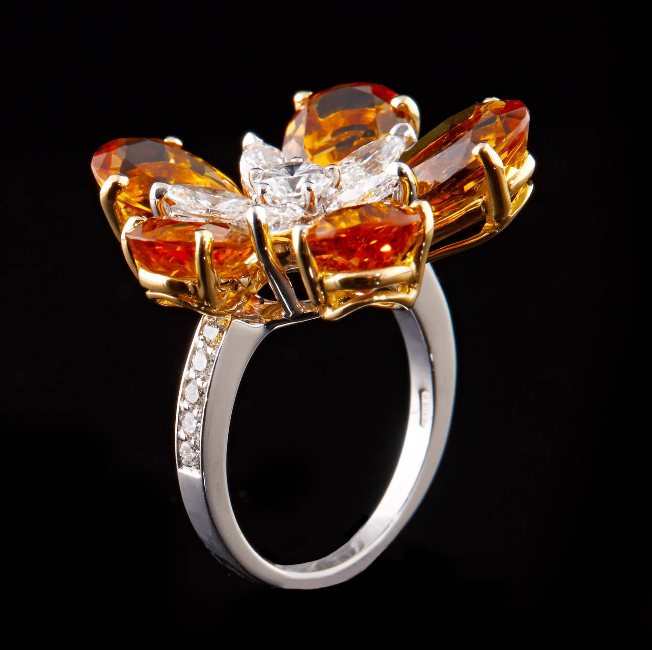 Contemporary Luca Carati Citrine Diamond Gold Flower Ring