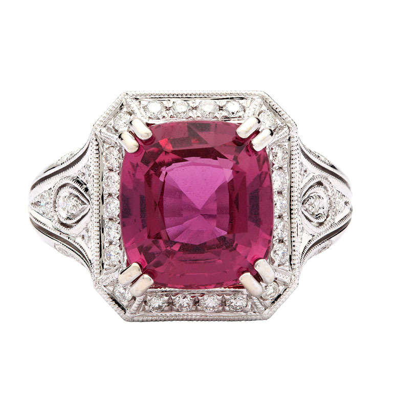 6.07 Carat Natural Pink Sapphire Ring For Sale