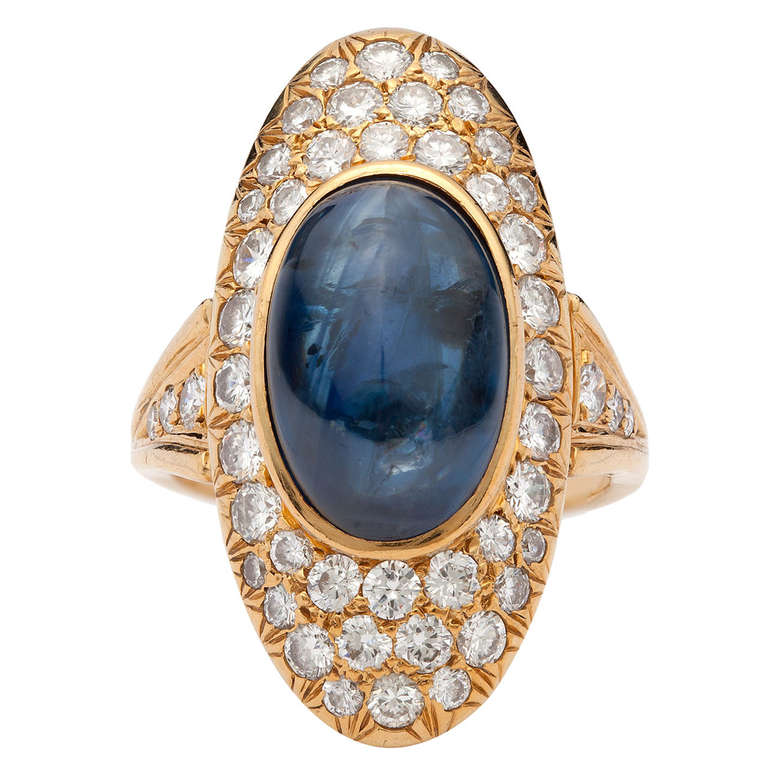 4.00 Carat Sapphire Cabochon Diamond Gold Ring For Sale