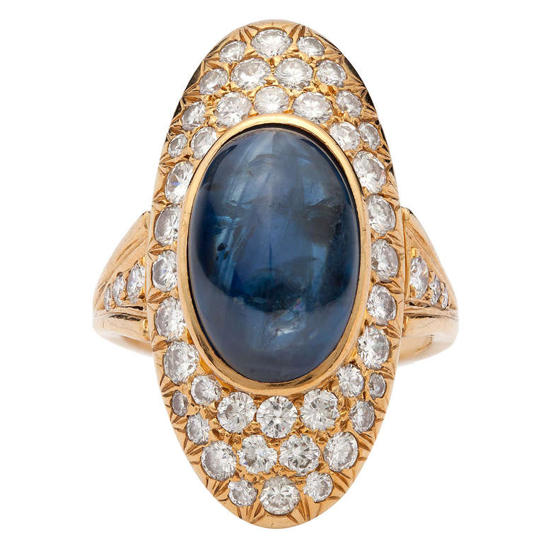 4.00 Carat Sapphire Cabochon Diamond Gold Ring For Sale