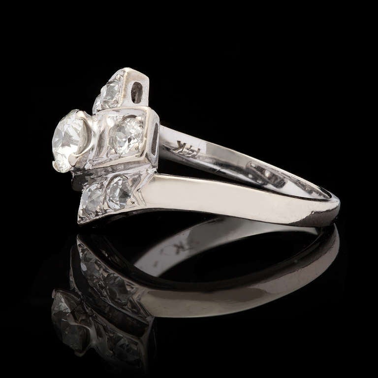 Diamond Art Deco Ring In Excellent Condition In San Francisco, CA