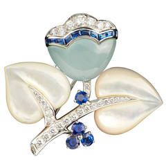Van Cleef & Arpels Rare Mother of Pearl Sapphire Diamond Floral Brooch