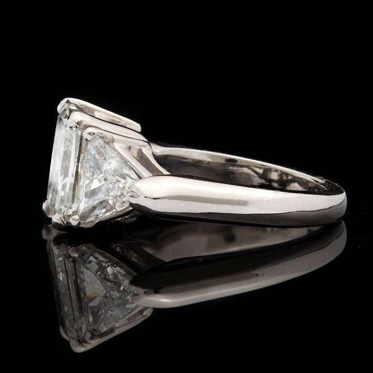 3.01 Carat Radiant Cut Diamond Ring In Excellent Condition In San Francisco, CA