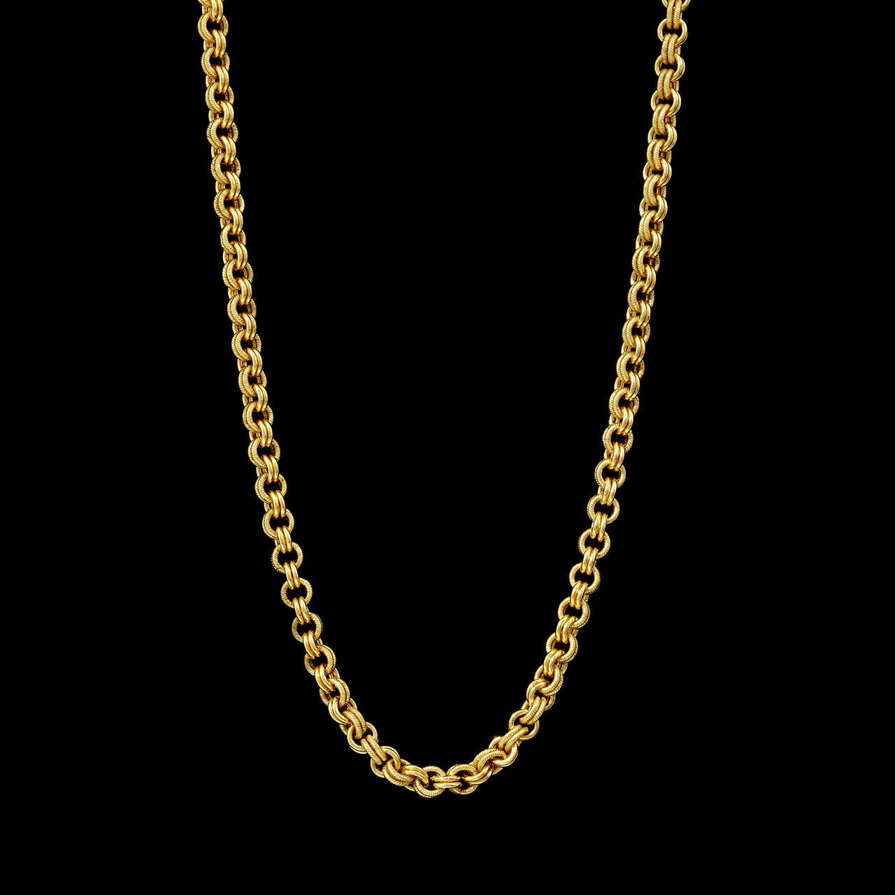 Tiffany & Co 18Kt Yellow Gold Double Rolo Link 30 inch Necklace. The rolo links alternates between high polish & textured. Width of the chain is 3.5mm and weighs a total of 80.8 grams.