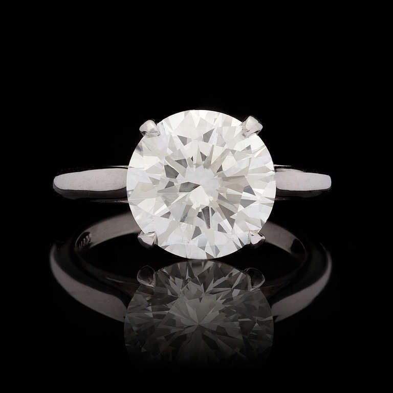 Cartier Platinum Mounted Round Brilliant Cut Diamond for 4.20cts with H color and VS2 clarity and excellent cut grade. The ring is a size 6.25 and weighs 6.2 grams. GIA Report #5151732855 and original Cartier box are included.