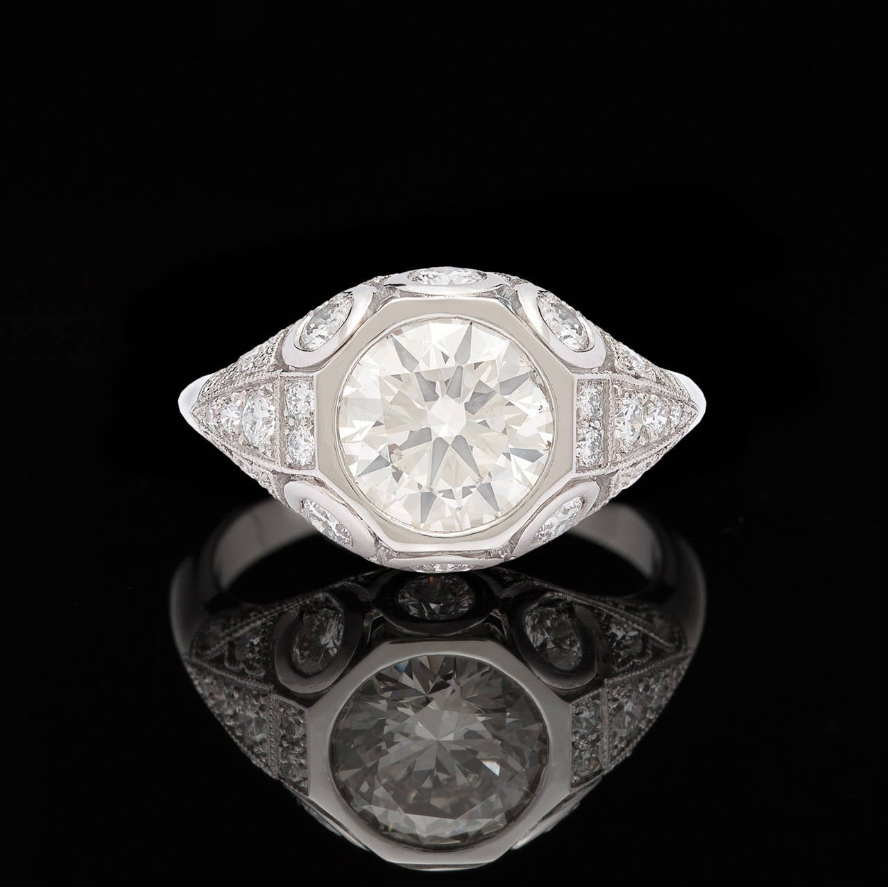 Édouardien Bague de fiançailles en platine avec diamants de 1,94 carat en vente
