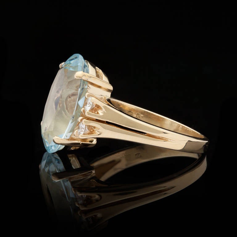Aquamarine Diamond Ring In Excellent Condition In San Francisco, CA