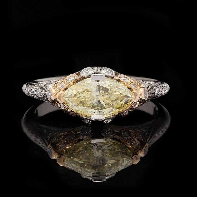 Women's 1.04 Carat GIA Certified Fancy Yellow Diamond Platinum Gold Ring