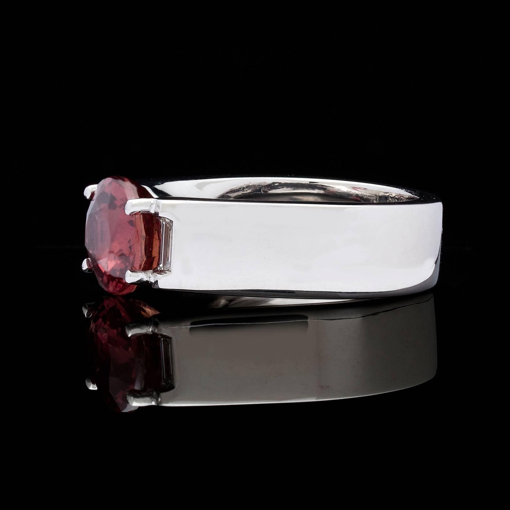 Cartier 5.10 Carat GIA Certified Red-Orange Sapphire Gold Ring In Excellent Condition In San Francisco, CA