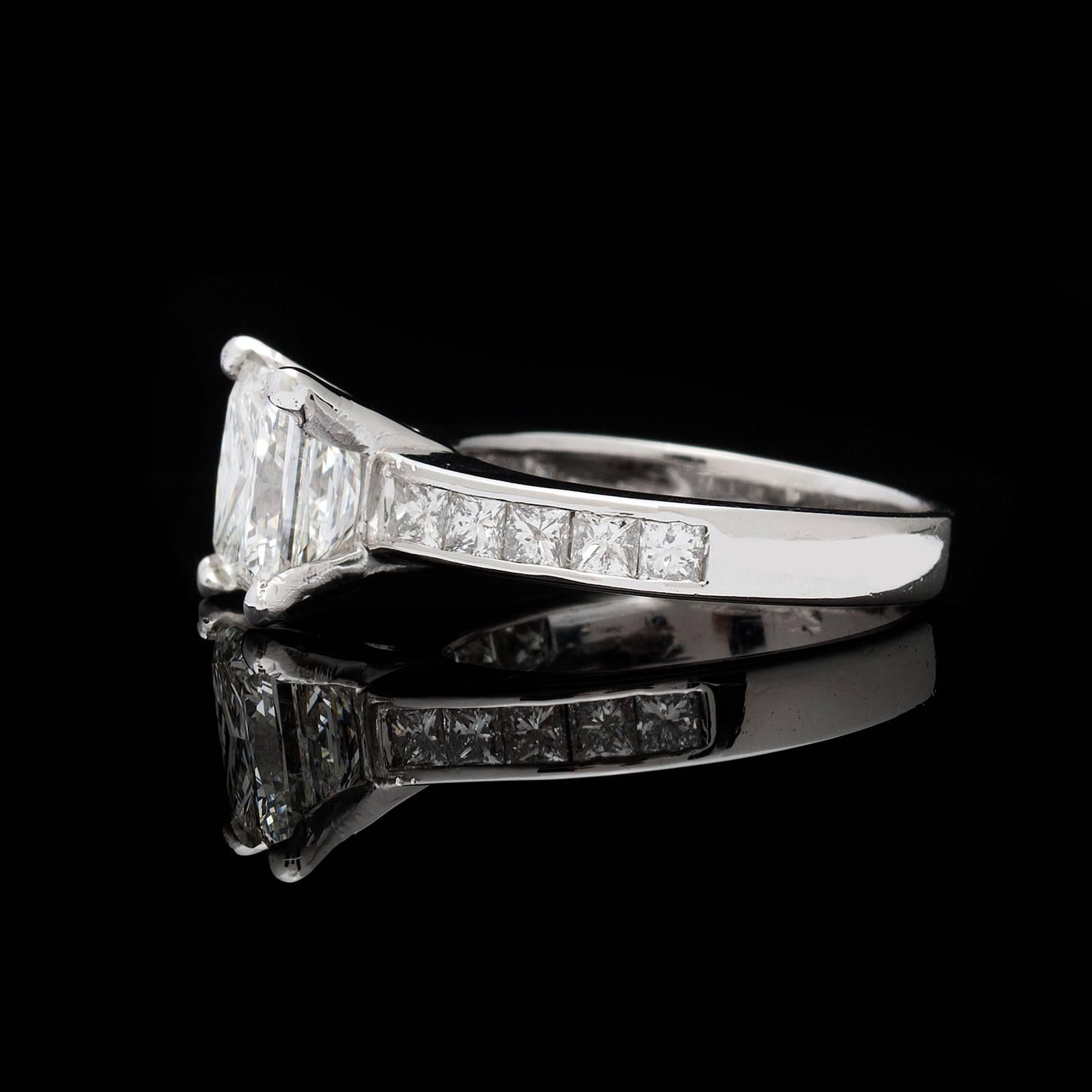 2.09 Carat GIA Cert Princess Cut Diamond Platinum Ring In Excellent Condition In San Francisco, CA