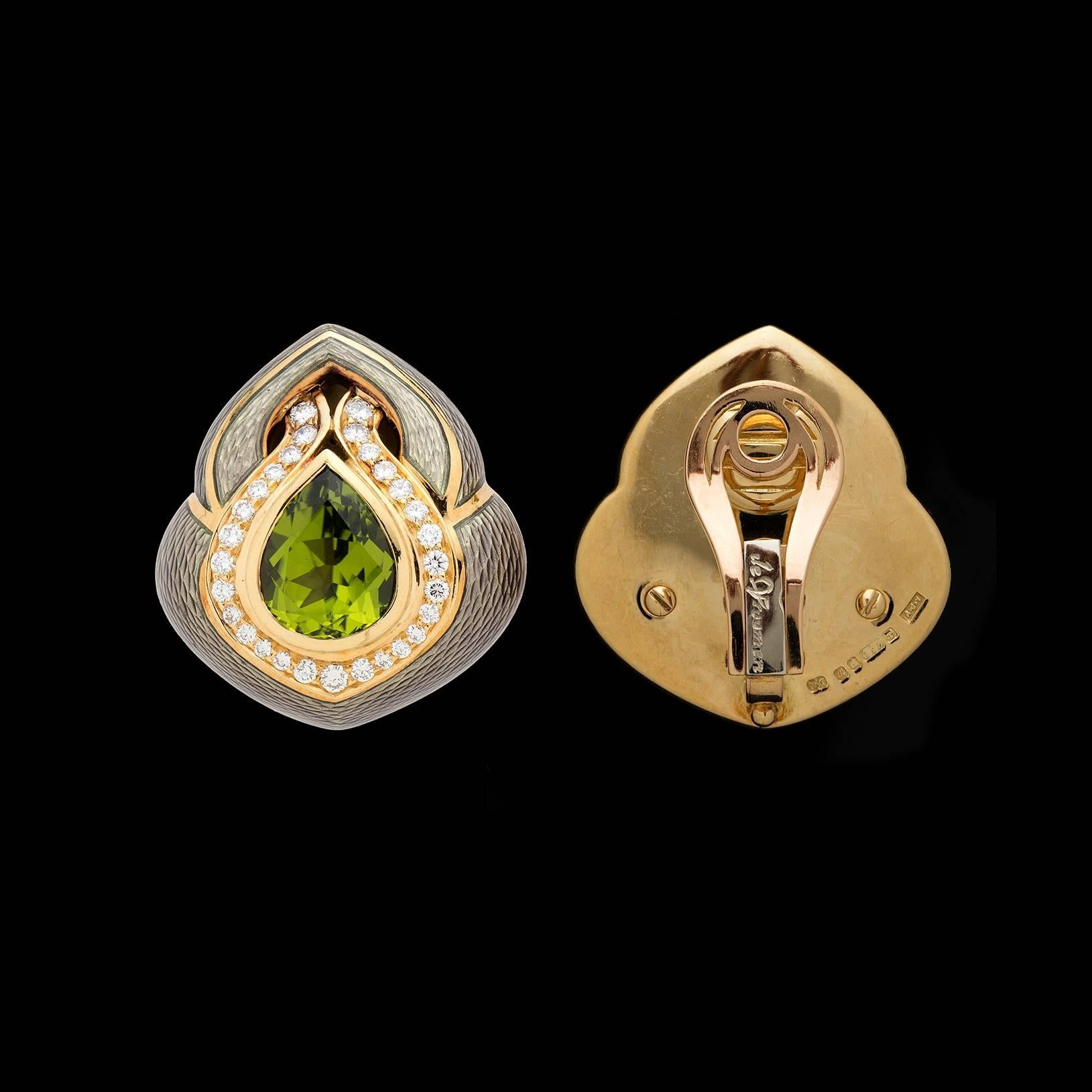 De Vroomen Enamel Peridot Gold Oversized Ear Clips In Excellent Condition In San Francisco, CA