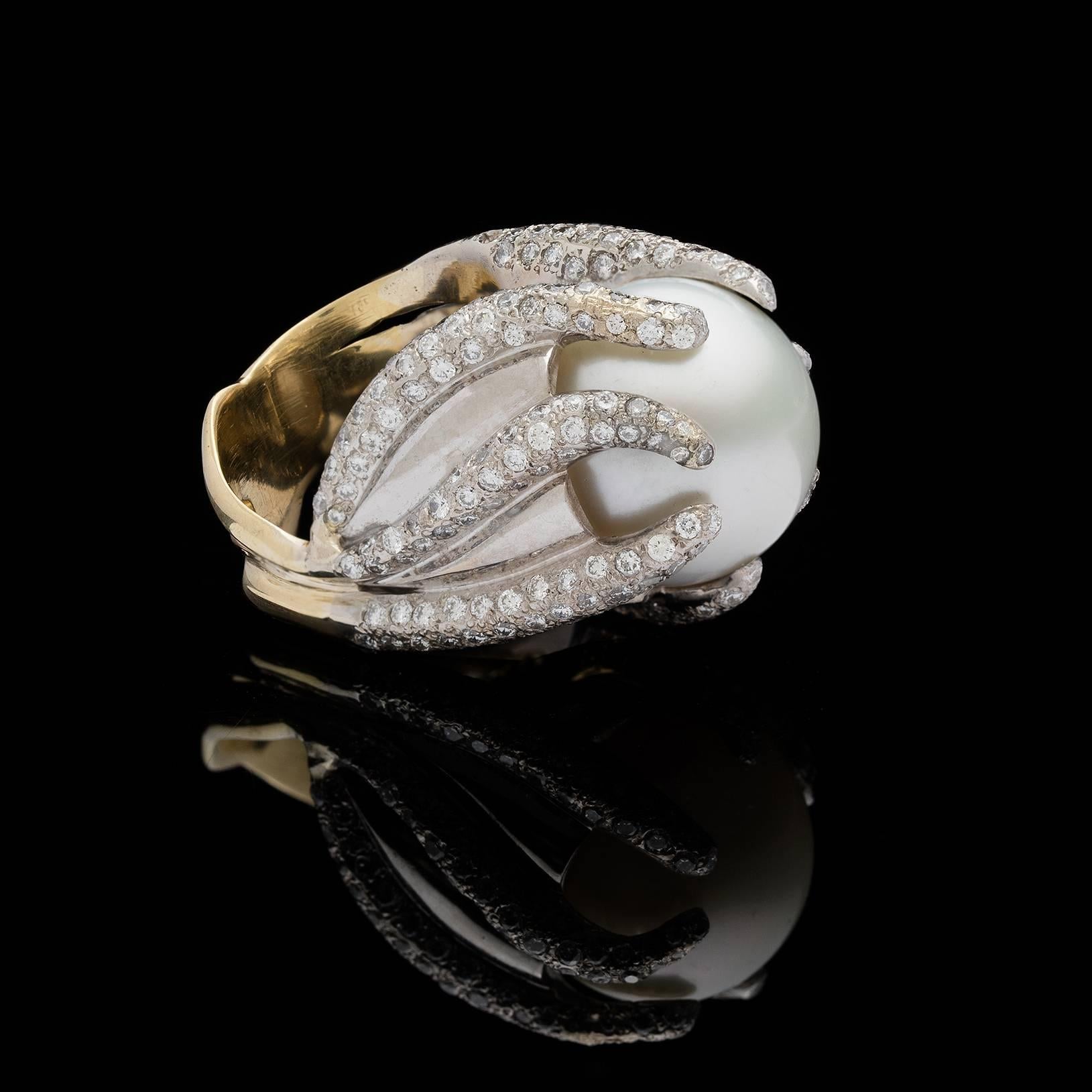 South Sea Pearl Diamond Gold Ring In Excellent Condition In San Francisco, CA
