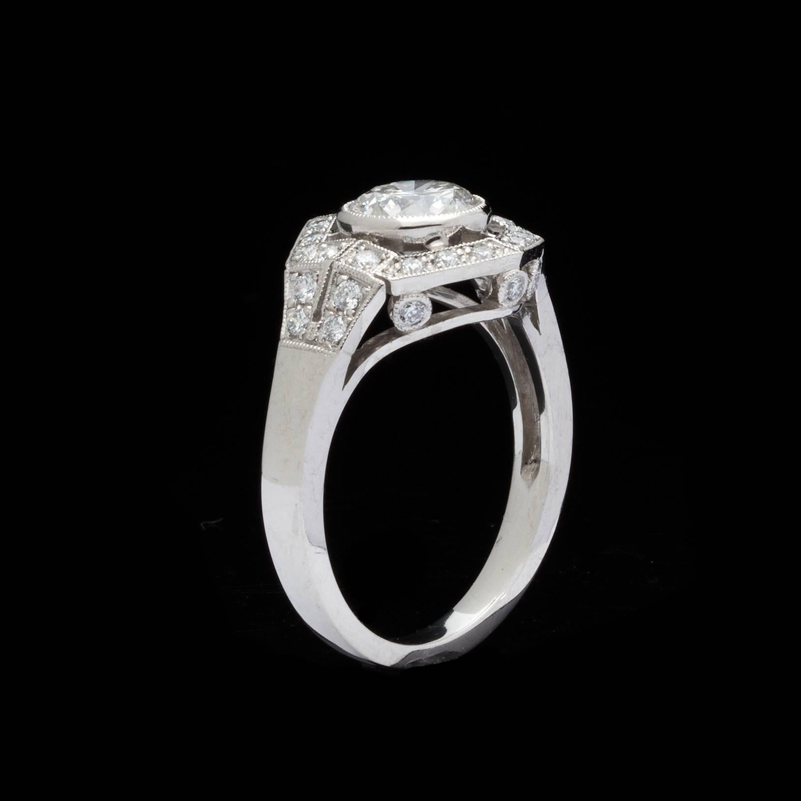 1.18 Carat GIA Certified Diamond Platinum Hexagon Halo Ring In Excellent Condition For Sale In San Francisco, CA