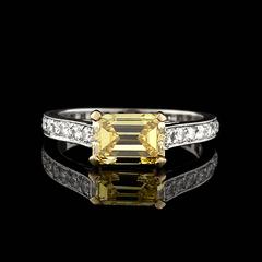 Graff 1.34 Carat Fancy Vivid Yellow Diamond Platinum Ring