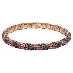 Roberto Demeglio Pulsera elástica de diamantes negros y rubíes
