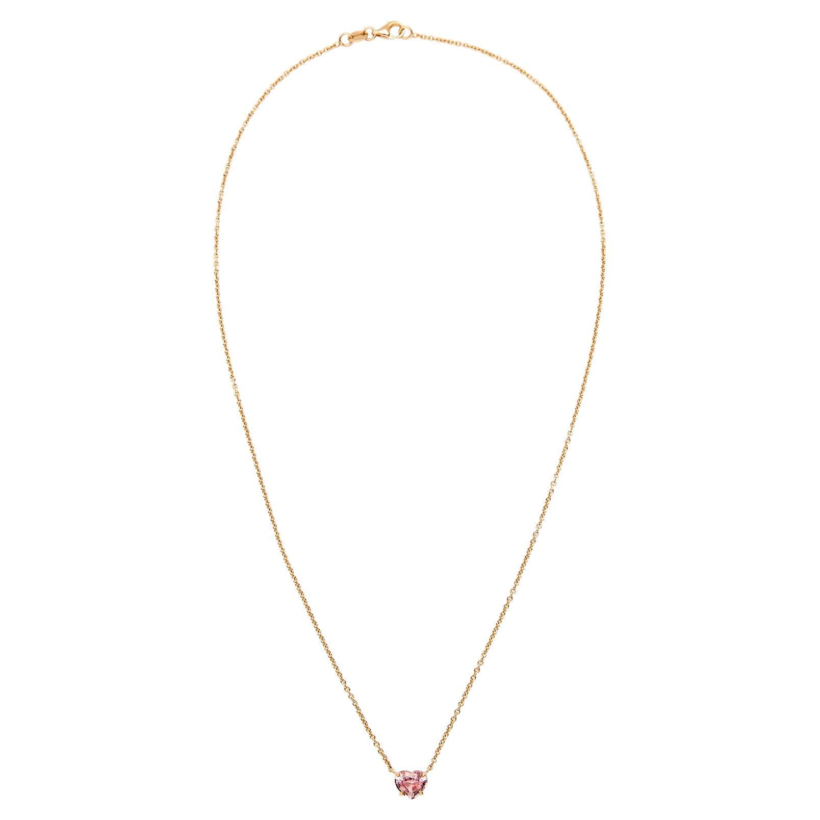 Charmant collier en saphir rose et or 18k