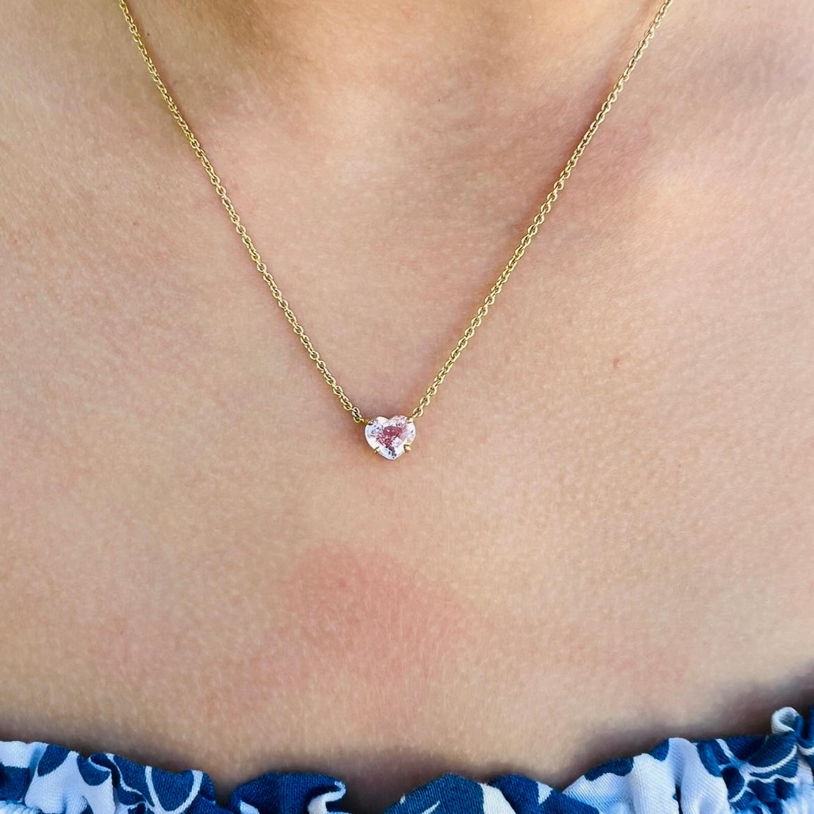 Charmant collier en saphir rose et or 18k Excellent état - En vente à San Francisco, CA