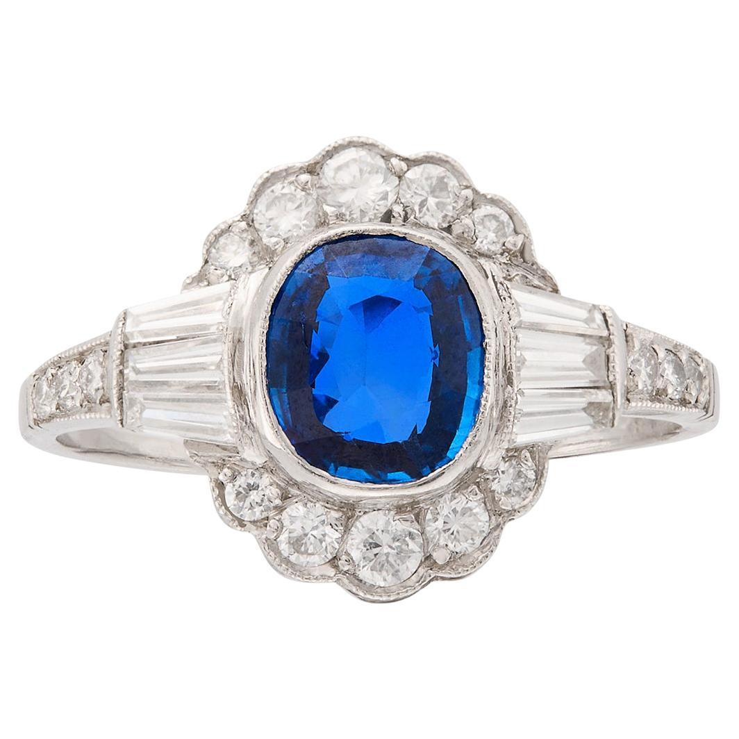 Incantevole anello con zaffiro e diamante
