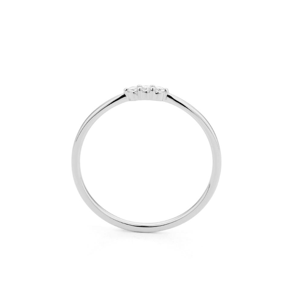 Artigiano Anello di diamanti minimalista Mozafarian in oro bianco 18 carati in vendita