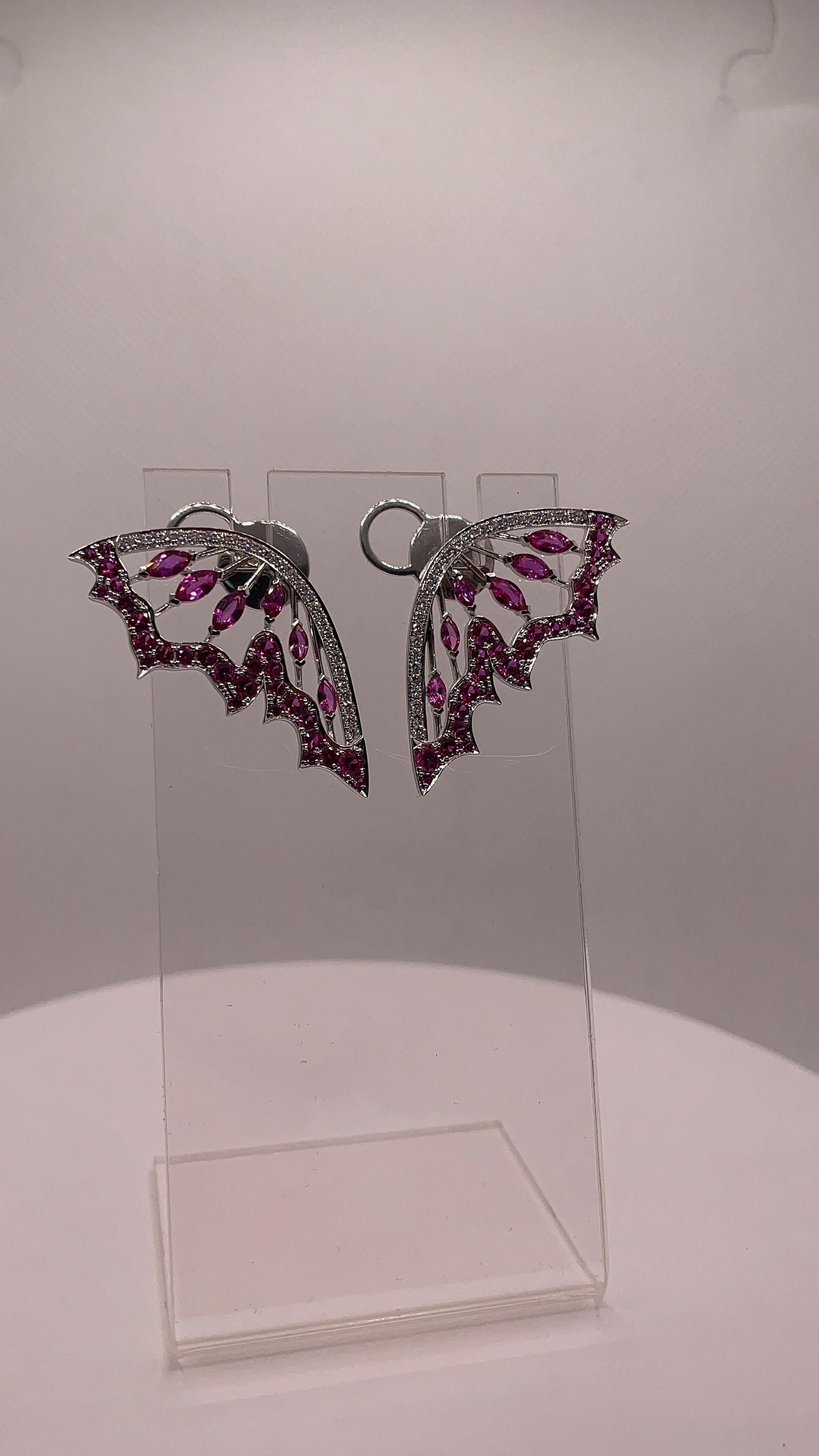 Orecchini a pipistrello con zaffiro rosa e diamante da 5,72 carati in vendita 2