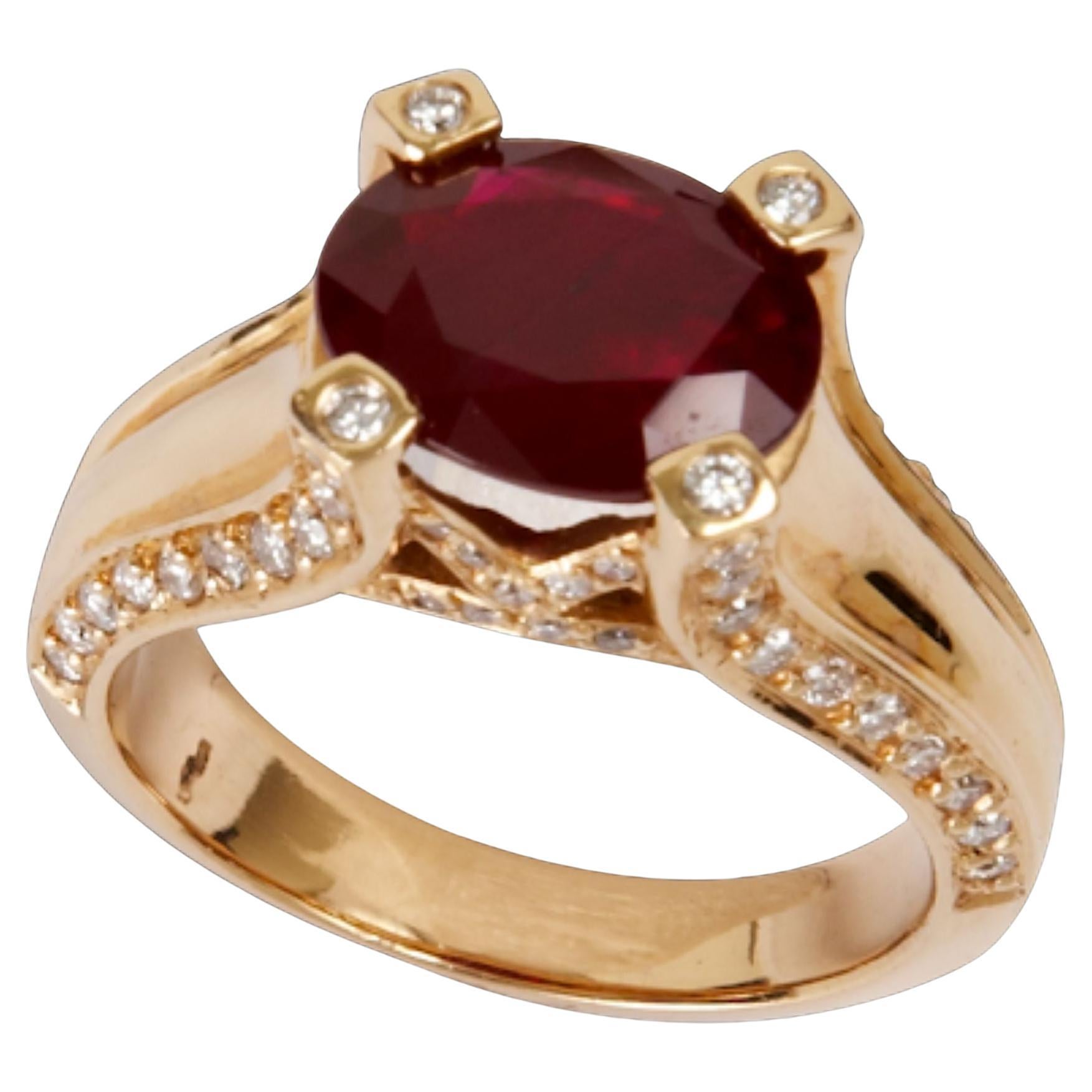Einzigartiger 4-karätiger Rubinring mit Diamanten  Einzigartige Eleganz im Angebot