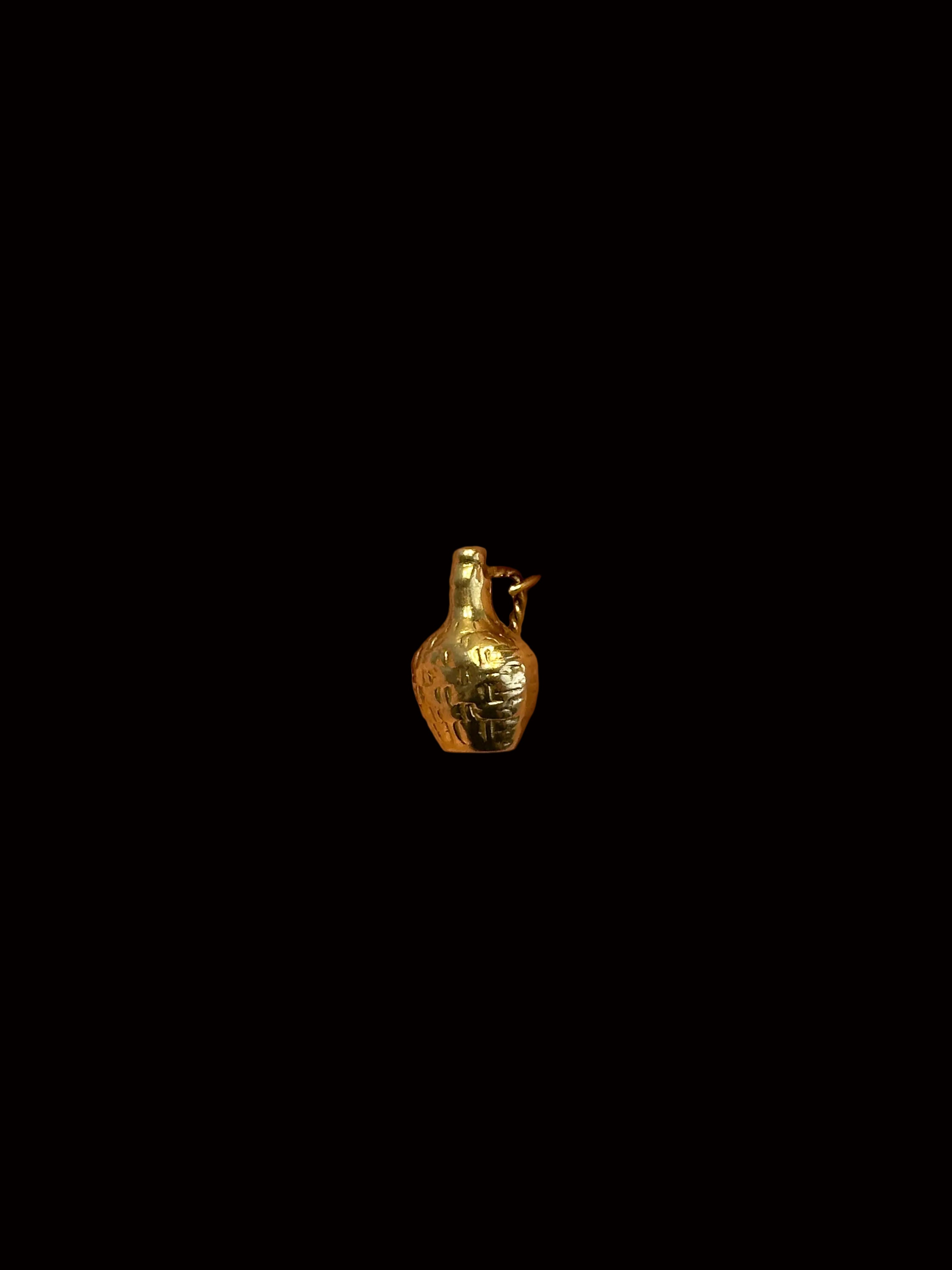 Vintage Portuguese 19.2K Yellow Gold Flask Pendant Charm For Sale