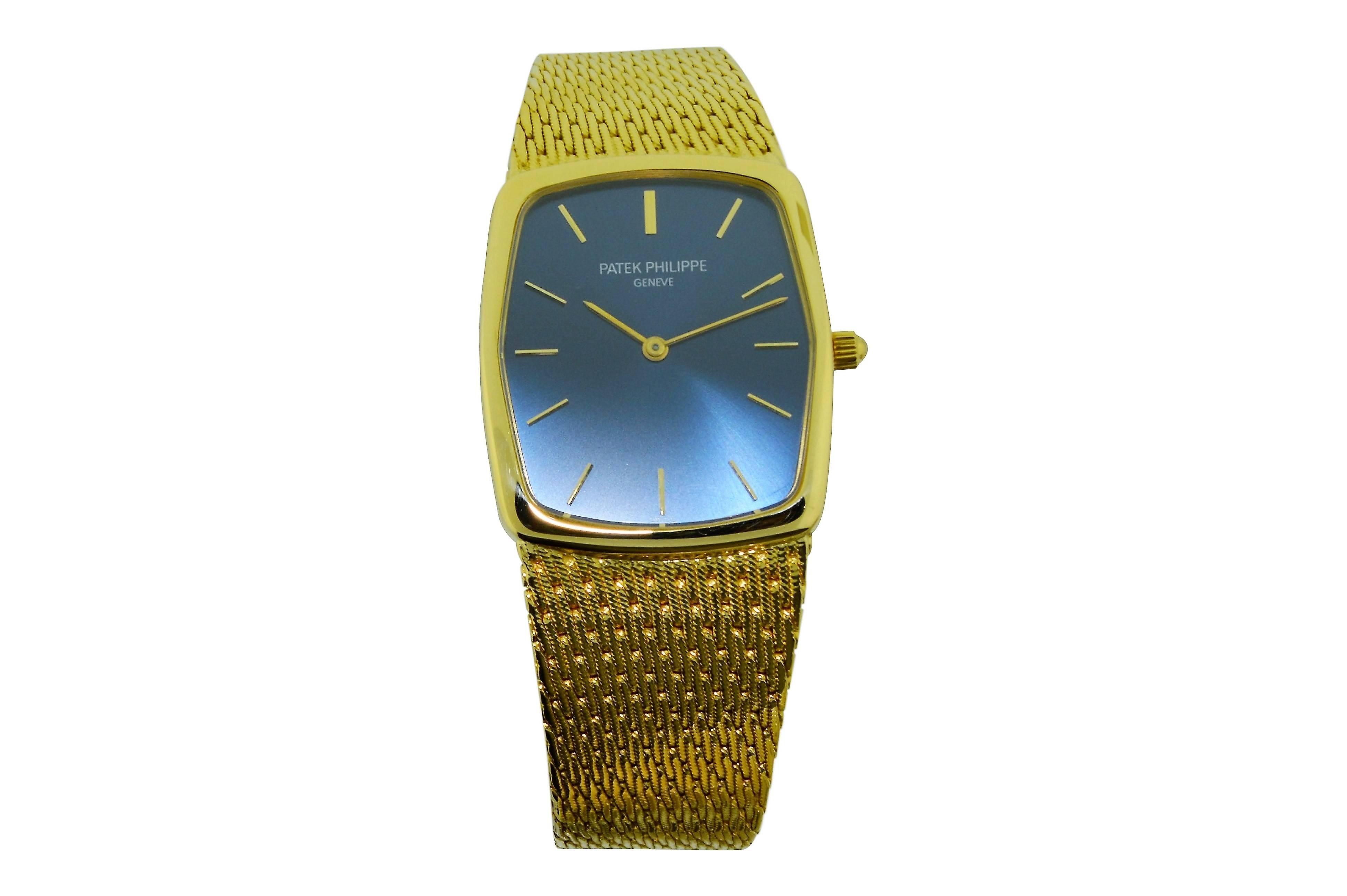 1990s Patek Philippe 18 kt Gold Bracelet Wrist Watch  2