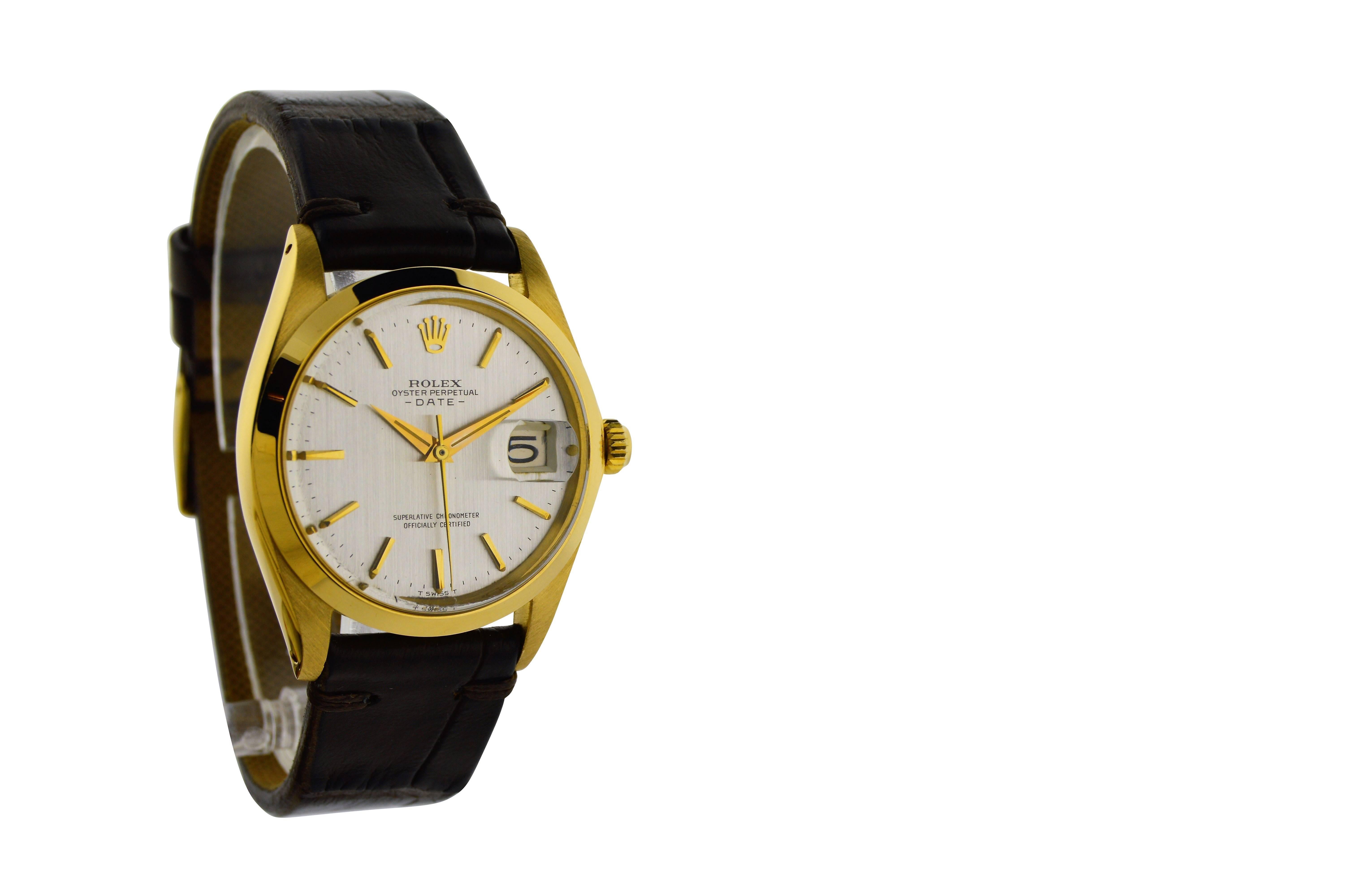 FACTORY / HOUSE: Rolex Watch Company
STYLE / REFERENCE: Oyster Perpetual Date / Ref. 1500
METAL / MATERIAL: 18Kt. Yellow Gold
DIMENSIONS:  41mm  X  36mm
CIRCA: 1965
MOVEMENT / CALIBER: 26 Jewels / Perpetual / Cal.1560
DIAL / HANDS: Original Silver