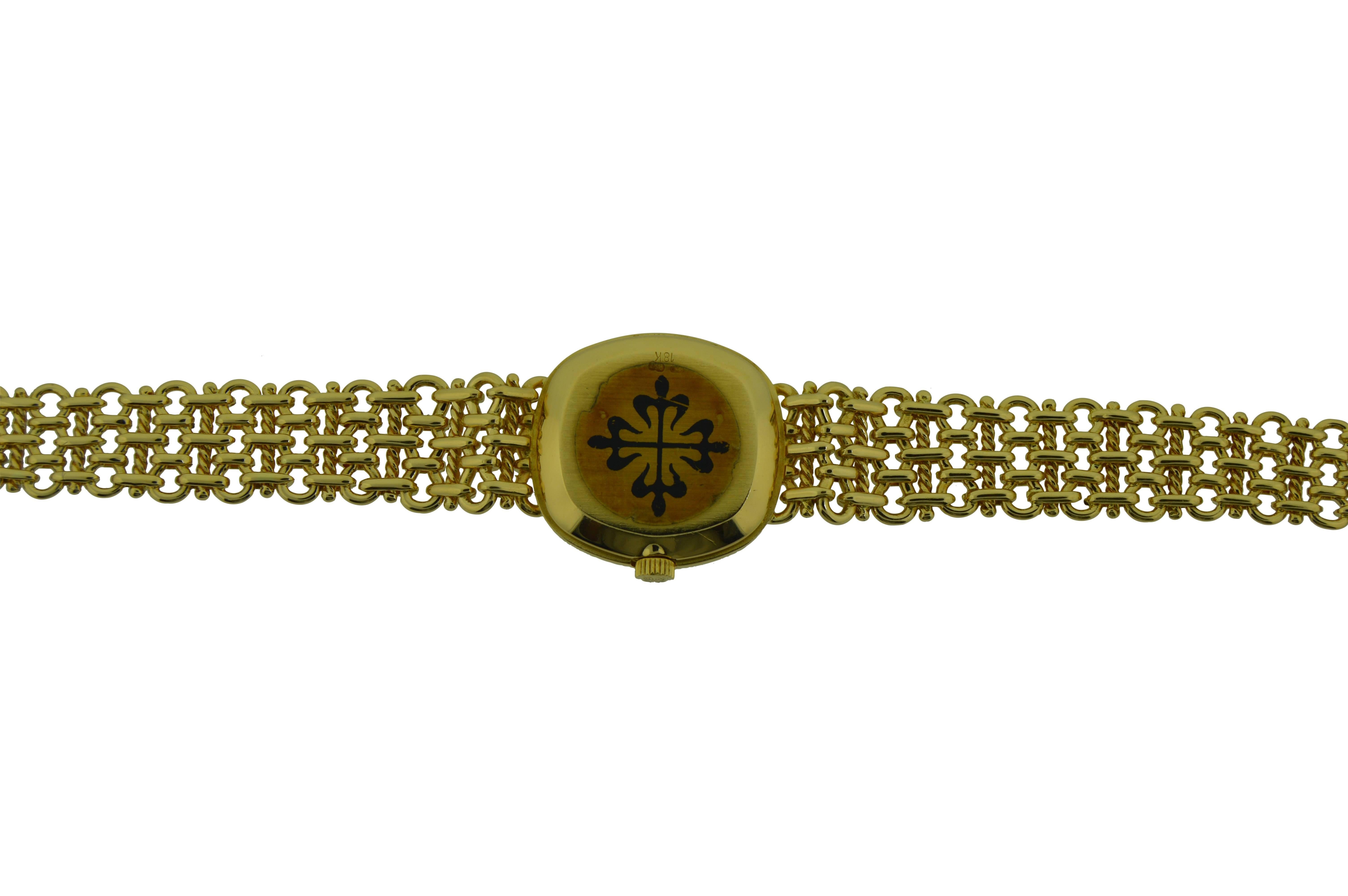 Women's or Men's Patek Philippe Ladies Yellow Gold Bracelet Manual Wind Watch